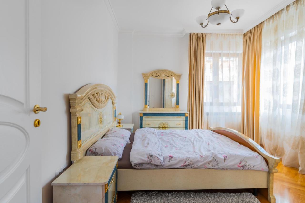 Central 2-Bd Bright Apartment In Sofia By Flat Mаnager Экстерьер фото